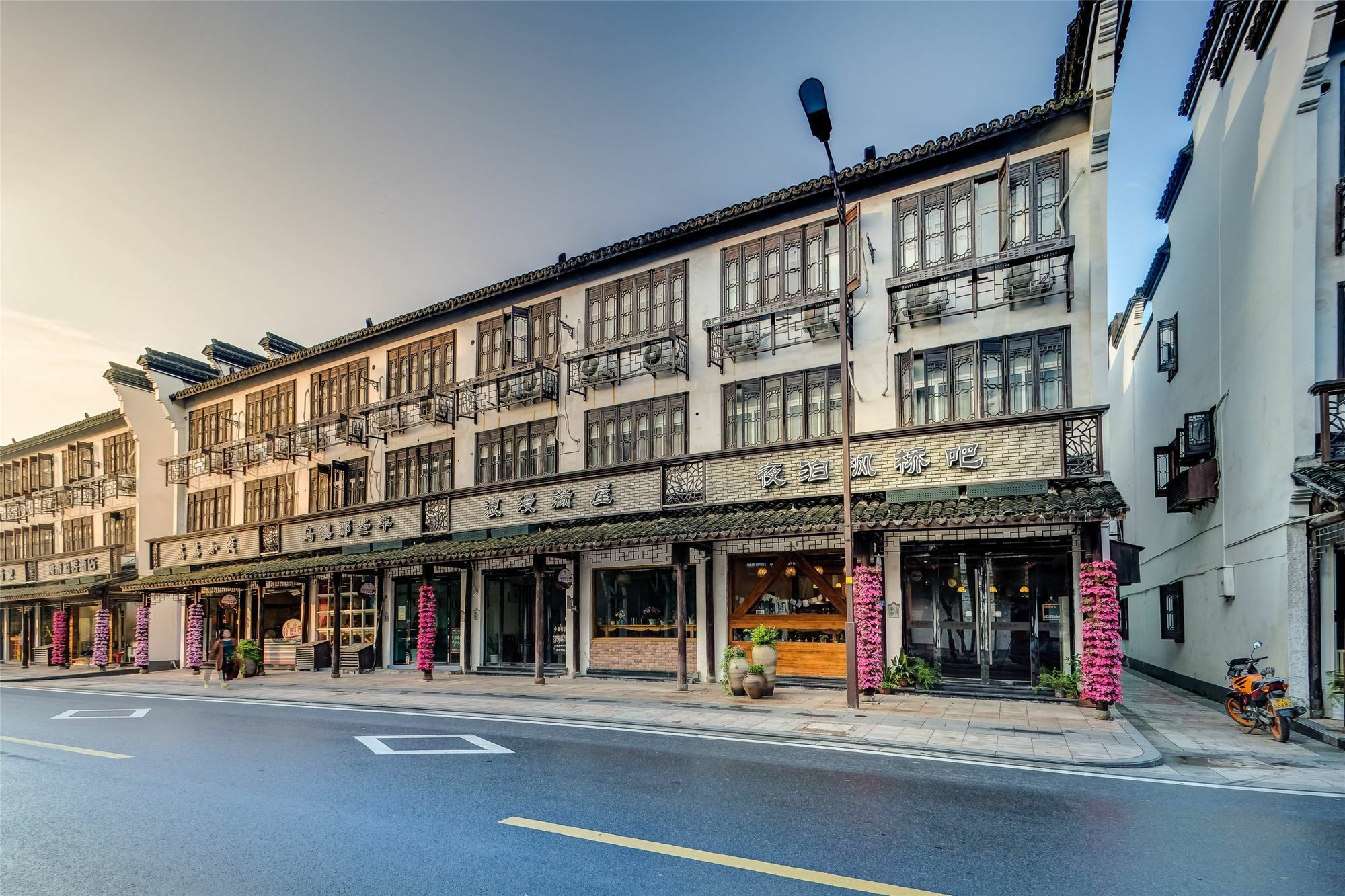 Wuzhen Maple Bridge Inn Jiaxing Exterior photo